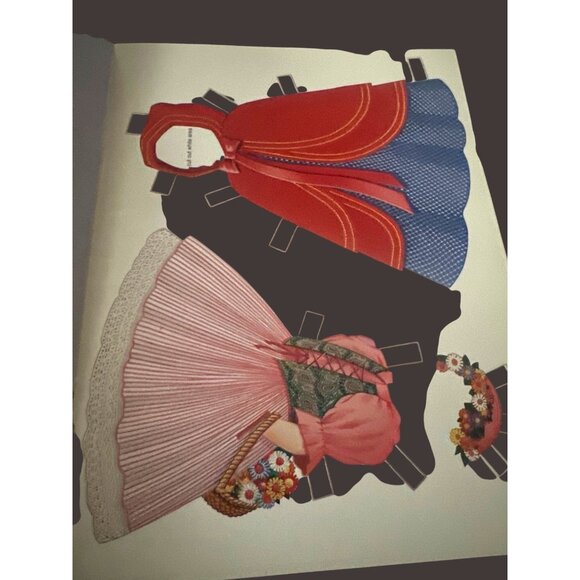 Red Riding Hood Paper Dolls By Peck Aubry 1997 Book  Die-Cut Dolls & Fashions - Picture 6 of 6